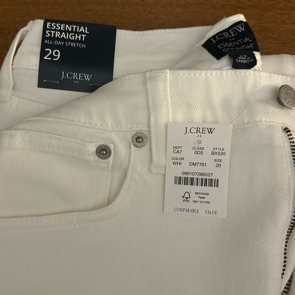 J. Crew essential straight jeans. White size 29. New with tags